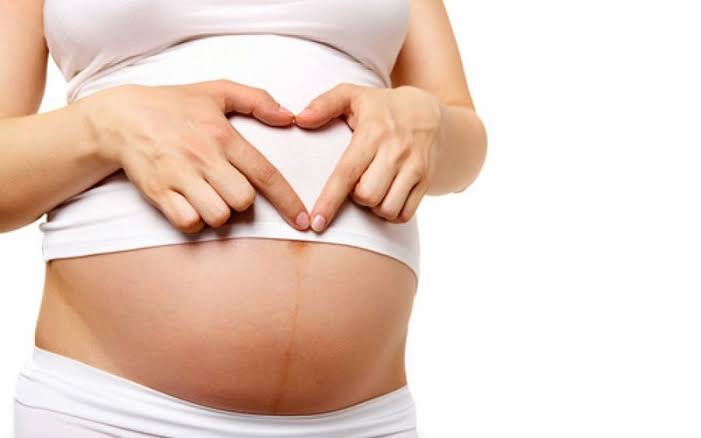 Hamilelikte linea nigra nedir, neden olur?